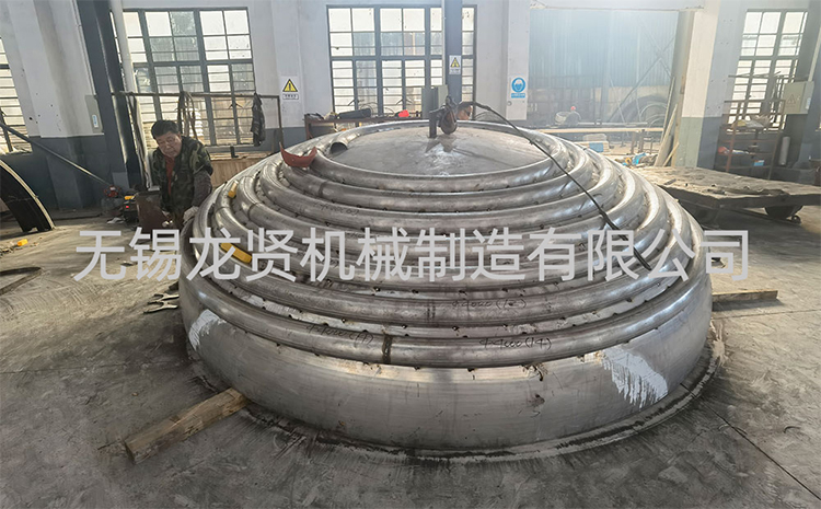 無錫封頭盤管找哪家？龍賢：把“歪瓜裂棗”卷出局，質(zhì)量硬到?jīng)]對手！?